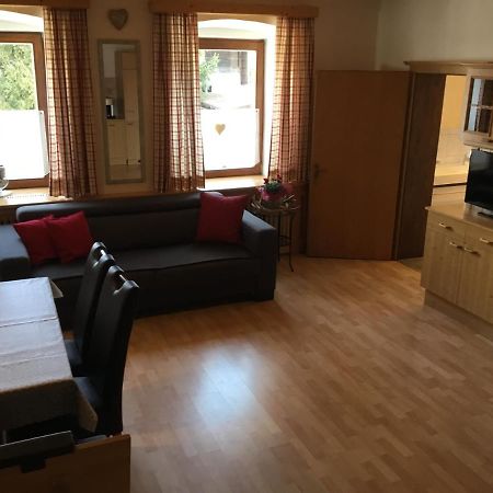 Ferienwohnungen Aigner Haus im Ennstal Exterior foto